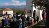I ZVONO ČUVA SELO: Održana narodna svečanost u selu Gornje Dragovlje, podno Suve planine I ZVONO ČUVA SELO: Održana narodna svečanost u selu Gornje Dragovlje, podno Suve planine