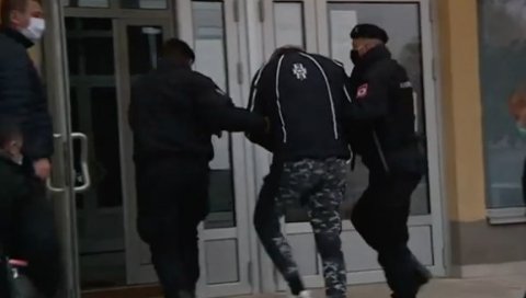 ВОДИЛИ ПРИВАТНУ ИСТРАГУ! Сокочани, којима је под аутомобил подметнута бомба, претукли суграђанина ВОДИЛИ ПРИВАТНУ ИСТРАГУ! Сокочани, којима је под аутомобил подметнута бомба, претукли суграђанина