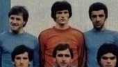 САРАЈЕВО ОПЛАКУЈЕ ЛЕГЕНДУ: Преминуо некадашњи голман Жељезничара у 64. години. САРАЈЕВО ОПЛАКУЈЕ ЛЕГЕНДУ: Преминуо некадашњи голман Жељезничара у 64. години.