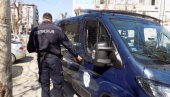 ИЗ РУКЕ ЈОЈ ИСТРГАО ТОРБУ: Ухапшен осумњичени за покушај крађе на дрзак начин ИЗ РУКЕ ЈОЈ ИСТРГАО ТОРБУ: Ухапшен осумњичени за покушај крађе на дрзак начин