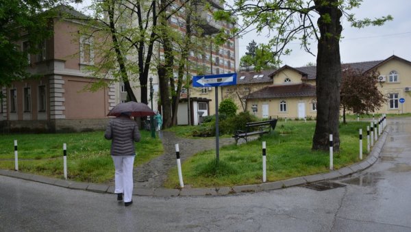 РАСТЕ БРОЈ ПАЦИЈЕНАТА НА ЛЕЧЕЊУ: Епидемиолошка ситуација у Крушевцу РАСТЕ БРОЈ ПАЦИЈЕНАТА НА ЛЕЧЕЊУ: Епидемиолошка ситуација у Крушевцу