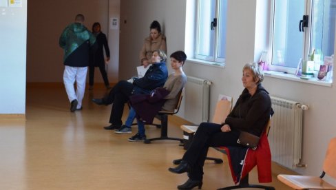 VELIKA PROMENA VAŽNA ZA SVE: U domovima zdravlja biće uvedene noćne smene - da građani brže dobiju pomoć VELIKA PROMENA VAŽNA ZA SVE: U domovima zdravlja biće uvedene noćne smene - da građani brže dobiju pomoć