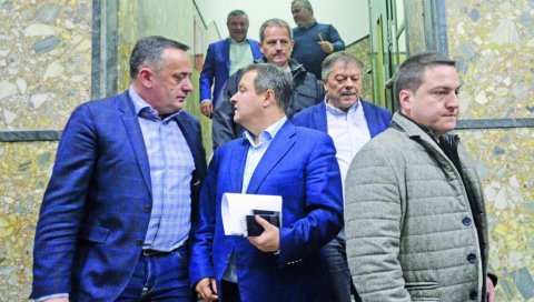 РУЖИЋУ ПРОСВЕТА АНТИЋУ КОРИДОРИ”: Договор о извршној власти са СПС-ом део пакета за председничке и београдске изборе РУЖИЋУ ПРОСВЕТА АНТИЋУ КОРИДОРИ”: Договор о извршној власти са СПС-ом део пакета за председничке и београдске изборе