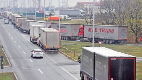 РАКИЈИ И СИРУ ОТВОРЕНИЈИ ПУТ: Руска Дума ратификовала споразум о слободној трговини ЕАЕУ и Србије РАКИЈИ И СИРУ ОТВОРЕНИЈИ ПУТ: Руска Дума ратификовала споразум о слободној трговини ЕАЕУ и Србије