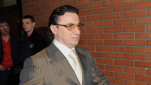 ПРЕМИНУО ТАСТ СРЕТЕНА ЈОЦИЋА: Јоца Амстердам на слободи ПРЕМИНУО ТАСТ СРЕТЕНА ЈОЦИЋА: Јоца Амстердам на слободи