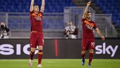 ЕВО ШТА НАС УБИЈА: Најпознатији јерменски фудбалер проговорио о Карабаху! (ФОТО) ЕВО ШТА НАС УБИЈА: Најпознатији јерменски фудбалер проговорио о Карабаху! (ФОТО)