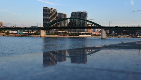 ГРАДСКИ ПРЕВОЗ И НА ВОДИ: Београд ускоро уводи и речне линије градског саобраћаја ГРАДСКИ ПРЕВОЗ И НА ВОДИ: Београд ускоро уводи и речне линије градског саобраћаја