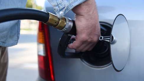 NOVE CENE GORIVA: Benzin košta isto, dizel poskupljuje