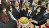 ВУЧЕВИЋ ЧЕСТИТАО СВЕТУ ПЕТКУ: Интереси грађана и државе морају бити изнад страначких ВУЧЕВИЋ ЧЕСТИТАО СВЕТУ ПЕТКУ: Интереси грађана и државе морају бити изнад страначких