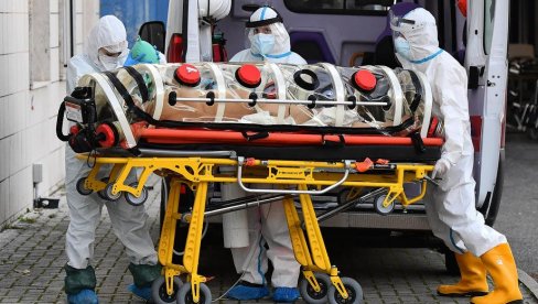 UŽASNE VESTI IZ ITALIJE: Rekordnih 34.500 obolelih od virusa korona - umrlo 445 osoba UŽASNE VESTI IZ ITALIJE: Rekordnih 34.500 obolelih od virusa korona - umrlo 445 osoba