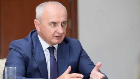 МИНИСТАР ЂОКИЋ САОПШТИО: Поскупљење струје у Републици Српској одложено МИНИСТАР ЂОКИЋ САОПШТИО: Поскупљење струје у Републици Српској одложено