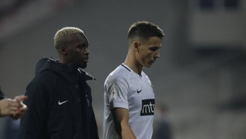 МАРКОВИЋ О БУДУЋНОСТИ У ХУМСКОЈ: Света открио шта ће да ради на лето МАРКОВИЋ О БУДУЋНОСТИ У ХУМСКОЈ: Света открио шта ће да ради на лето