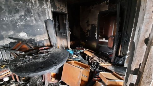 ЈЕЗИВЕ СЛИКЕ СА ЛИЦА МЕСТА Дан након стравичног пожара на Дорћолу, у коме је повређена девојка (ФОТО/ВИДЕО) ЈЕЗИВЕ СЛИКЕ СА ЛИЦА МЕСТА Дан након стравичног пожара на Дорћолу, у коме је повређена девојка (ФОТО/ВИДЕО)