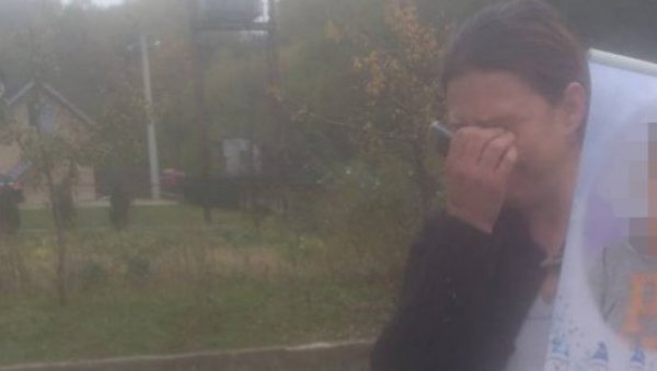 МАЈКА ЗАТЕКЛА ОБЕШЕНОГ СИНА (12): Данијелини крици одзвањали селом, детаљи стравичне трагедије код Лознице МАЈКА ЗАТЕКЛА ОБЕШЕНОГ СИНА (12): Данијелини крици одзвањали селом, детаљи стравичне трагедије код Лознице