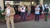 ПОСЛОДАВАЦ ИМ ДУГУЈЕ 800 ГОДИНА РАДНОГ СТАЖА: Још један протест некадашњих радника Вектра Боке