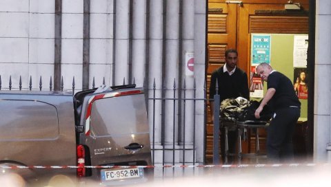 ИРАН ОСУЂУЈЕ НАПАД У НИЦИ: Прекинимо зачарани круг говора мржње, провокација и насиља ИРАН ОСУЂУЈЕ НАПАД У НИЦИ: Прекинимо зачарани круг говора мржње, провокација и насиља