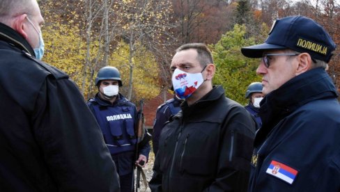 УЛАГАЊЕ У СРБИЈУ У УЛАГАЊЕ У БЕЗБЕДНОСТ ЕВРОПЕ: Немачка донирала српској полицији 10 возила УЛАГАЊЕ У СРБИЈУ У УЛАГАЊЕ У БЕЗБЕДНОСТ ЕВРОПЕ: Немачка донирала српској полицији 10 возила