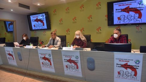 ЛЕКАРИМА АПЛАУЗ НЕДОВОЉАН: У црногорско здравство се годинама не улаже довољно, са епидемијом ковид 19 испливала рањивост система ЛЕКАРИМА АПЛАУЗ НЕДОВОЉАН: У црногорско здравство се годинама не улаже довољно, са епидемијом ковид 19 испливала рањивост система
