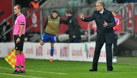 ДУШАН БАЈЕВИЋ ОДАБРАО: Селектор рачуна на 32 играча ДУШАН БАЈЕВИЋ ОДАБРАО: Селектор рачуна на 32 играча