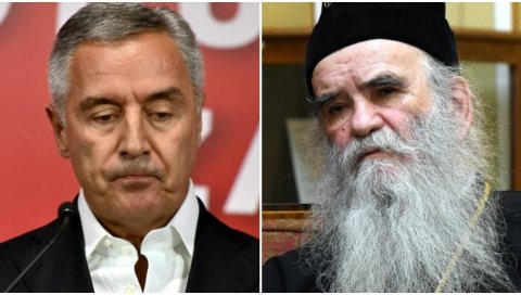 СКАНДАЛОЗНА ИЗЈАВА МИЛОВОГ ПОСЛАНИКА: Митрополит Амфилохије није заслужио споменик, неће да му Колашин постане литијашко светилиште СКАНДАЛОЗНА ИЗЈАВА МИЛОВОГ ПОСЛАНИКА: Митрополит Амфилохије није заслужио споменик, неће да му Колашин постане литијашко светилиште