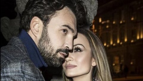 ОНА ЈЕ НАЈВЕЋА НОЋНА МОРА ЈЕЛЕНЕ ТОМАШЕВИЋ: Иван Босиљчић је волео младу балерину из Позоришта на Теразијама! (ФОТО) ОНА ЈЕ НАЈВЕЋА НОЋНА МОРА ЈЕЛЕНЕ ТОМАШЕВИЋ: Иван Босиљчић је волео младу балерину из Позоришта на Теразијама! (ФОТО)