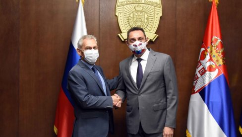 ВУЛИН СА ХАРЧЕНКОМ: Састанак о сарадњи Србије и Русије у области безбедности ВУЛИН СА ХАРЧЕНКОМ: Састанак о сарадњи Србије и Русије у области безбедности