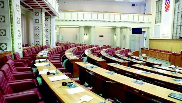 ПРИКРИВАЊЕ СОПСТВЕНОГ НАЦИОНАЛИЗМА: Хрватска и Словенија су нападима на Меморандум подржавале неистиниту тезу о великој Србији ПРИКРИВАЊЕ СОПСТВЕНОГ НАЦИОНАЛИЗМА: Хрватска и Словенија су нападима на Меморандум подржавале неистиниту тезу о великој Србији