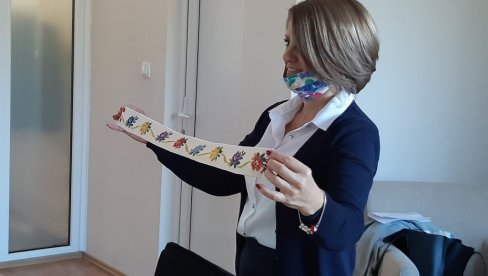 KONKURS TURISTIČKE ORGANIZACIJE KOVINA: Izabrana tri najlepša suvenira u tri kategorije KONKURS TURISTIČKE ORGANIZACIJE KOVINA: Izabrana tri najlepša suvenira u tri kategorije