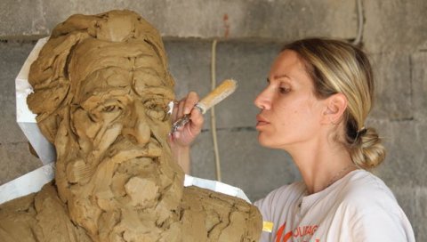 КАМЕН ВЕЧИТА ИНСПИРАЦИЈА: У Билећи овог викенда завршена 9. ликовна колонија, где су стварала 23 уметника КАМЕН ВЕЧИТА ИНСПИРАЦИЈА: У Билећи овог викенда завршена 9. ликовна колонија, где су стварала 23 уметника