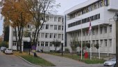 НА АУТО-ПУТУ УСМРТИО ПЕТ ОСОБА? Возачу камиона из Краљева померено суђење за 26. април НА АУТО-ПУТУ УСМРТИО ПЕТ ОСОБА? Возачу камиона из Краљева померено суђење за 26. април
