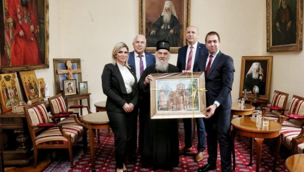 САСТАНАК У БЕОГРАДУ: Делегација СПС на пријему код патријарха Иринеја САСТАНАК У БЕОГРАДУ: Делегација СПС на пријему код патријарха Иринеја