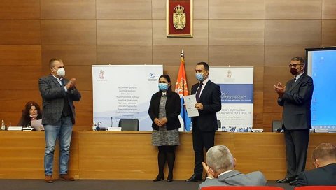 ПРИЗНАЊЕ ОПШТИНИ ЖАБАРИ: Локална самоуправа добила похвалу за допринос развоју приступачности (ФОТО) ПРИЗНАЊЕ ОПШТИНИ ЖАБАРИ: Локална самоуправа добила похвалу за допринос развоју приступачности (ФОТО)