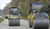 NOVI ASFALT U KRAGUJEVCU: Počeli radovi kod zgrade Hitne pomoći