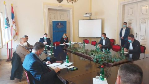 ЕПИДЕМИЈА У СРЕДЊЕМ БАНАТУ Короном заражена 161 особа ЕПИДЕМИЈА У СРЕДЊЕМ БАНАТУ Короном заражена 161 особа