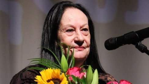 ИНТЕРВЈУ Oливера Катарина: Нигде нема душе као у мојој Србији ИНТЕРВЈУ Oливера Катарина: Нигде нема душе као у мојој Србији
