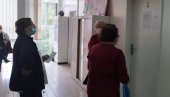 ТРЕЋА ИСПОРУКА ВАКЦИНЕ ПРОТИВ ГРИПА ПАРАЋИНУ: Обезбеђено 325 доза „ваксигрипа“ ТРЕЋА ИСПОРУКА ВАКЦИНЕ ПРОТИВ ГРИПА ПАРАЋИНУ: Обезбеђено 325 доза „ваксигрипа“