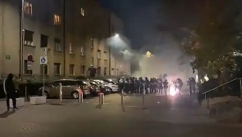 ПРОТЕСТ У ЉУБЉАНИ: Повређена 4 полицајца, ухапшена 3 демонстранта ПРОТЕСТ У ЉУБЉАНИ: Повређена 4 полицајца, ухапшена 3 демонстранта