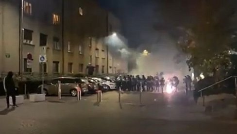 PROTEST U LJUBLJANI: Povređena 4 policajca, uhapšena 3 demonstranta PROTEST U LJUBLJANI: Povređena 4 policajca, uhapšena 3 demonstranta