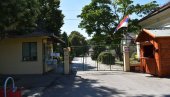 ИМУНИЗАЦИЈА ЗА 110 МЕДИЦИНСКИХ РАДНИКА: Вакцинисани запослени у Општој болници у Сенти ИМУНИЗАЦИЈА ЗА 110 МЕДИЦИНСКИХ РАДНИКА: Вакцинисани запослени у Општој болници у Сенти