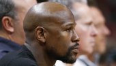 BORBA FLOJDA I LEBRONA: Bokser i košarkaš žele da postanu vlasnici NBA kluba BORBA FLOJDA I LEBRONA: Bokser i košarkaš žele da postanu vlasnici NBA kluba