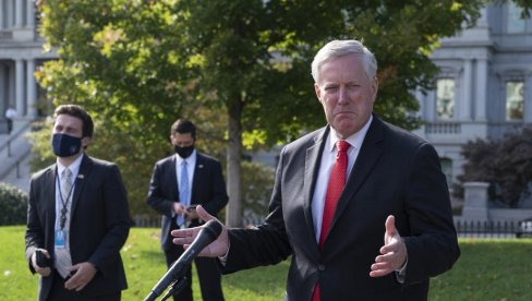 БИВШИ ШЕФ ТРАМПОВОГ ОСОБЉА БЕЛЕ КУЋЕ: Затражио од федералног суда да одбаци кривичне оптужбе против њега БИВШИ ШЕФ ТРАМПОВОГ ОСОБЉА БЕЛЕ КУЋЕ: Затражио од федералног суда да одбаци кривичне оптужбе против њега