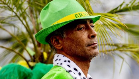 ČUDO! Legendarni Romario rešio da nastavi fudbalsku karijeru - a i dalje igra odlično! (VIDEO) ČUDO! Legendarni Romario rešio da nastavi fudbalsku karijeru - a i dalje igra odlično! (VIDEO)