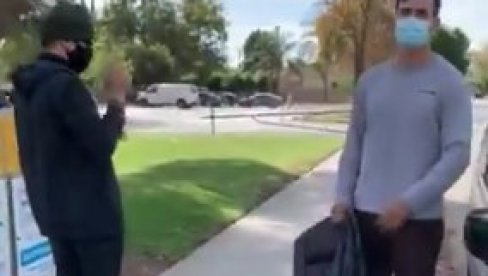 УХВАЋЕНИ НА ДЕЛУ: Трампове присталице снимиле нове видео-снимке које компромитују изборе у САД! УХВАЋЕНИ НА ДЕЛУ: Трампове присталице снимиле нове видео-снимке које компромитују изборе у САД!