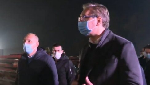 ВУЧИЋ ПОСЕТИО ВМЦ НА КАРАБУРМИ: Ево шта су лекари рекли о здравственим стању патријарха Иринеја ВУЧИЋ ПОСЕТИО ВМЦ НА КАРАБУРМИ: Ево шта су лекари рекли о здравственим стању патријарха Иринеја