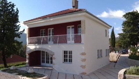 ОДЛОЖЕНО ОТВАРАЊЕ КУЋЕ ИВЕ АНДРИЋА: Корона и опремање одгодили представљање дома нашег нобеловца у пуном сјају ОДЛОЖЕНО ОТВАРАЊЕ КУЋЕ ИВЕ АНДРИЋА: Корона и опремање одгодили представљање дома нашег нобеловца у пуном сјају