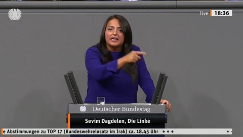 СНАЖАН ГОВОР У БУНДЕСТАГУ: Није ли НАТО водио рат против Југославије, кршећи међународно право, бомбардујући цивиле? (ВИДЕО)