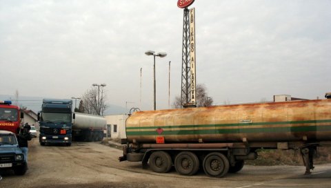 ДА БЕЛО ПОЉЕ ОД МУКЕ НЕ - ПОЦРНИ: Погоршана епидемиолошка ситуација одложила јавну расправу о новом погону надомак Пирота ДА БЕЛО ПОЉЕ ОД МУКЕ НЕ - ПОЦРНИ: Погоршана епидемиолошка ситуација одложила јавну расправу о новом погону надомак Пирота