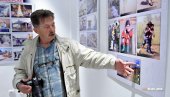 У КАДРУ САЧУВАО ВРЕМЕ: Изложба фоторепортера Новости у бијељинској галерији У КАДРУ САЧУВАО ВРЕМЕ: Изложба фоторепортера Новости у бијељинској галерији