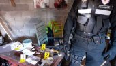 НЕОВЛАШЋЕНО ЧУВАЛА СТАРЦЕ Кривична пријава против познате бањалучке хуманитарке НЕОВЛАШЋЕНО ЧУВАЛА СТАРЦЕ Кривична пријава против познате бањалучке хуманитарке