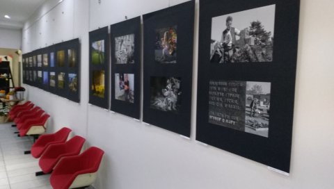 У КРАГУЈЕВАЧКОМ ПОЗОРИШТУ ЗА ДЕЦУ: Изложба чланова фото клуба и младих фотографа У КРАГУЈЕВАЧКОМ ПОЗОРИШТУ ЗА ДЕЦУ: Изложба чланова фото клуба и младих фотографа